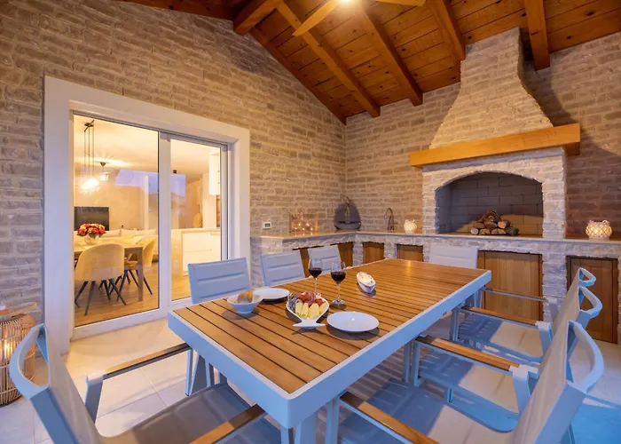 Olive Garden Villa Brzac